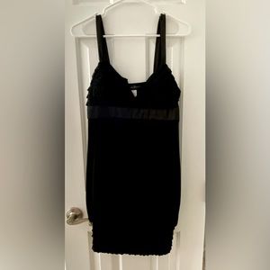 Appropriate Behavior: juniors /women’s gently used black dress , size large